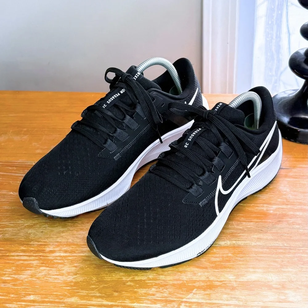 Nike Zoom Air Pegasus 38 Women’s Running Shoe - Picture 2 of 15
